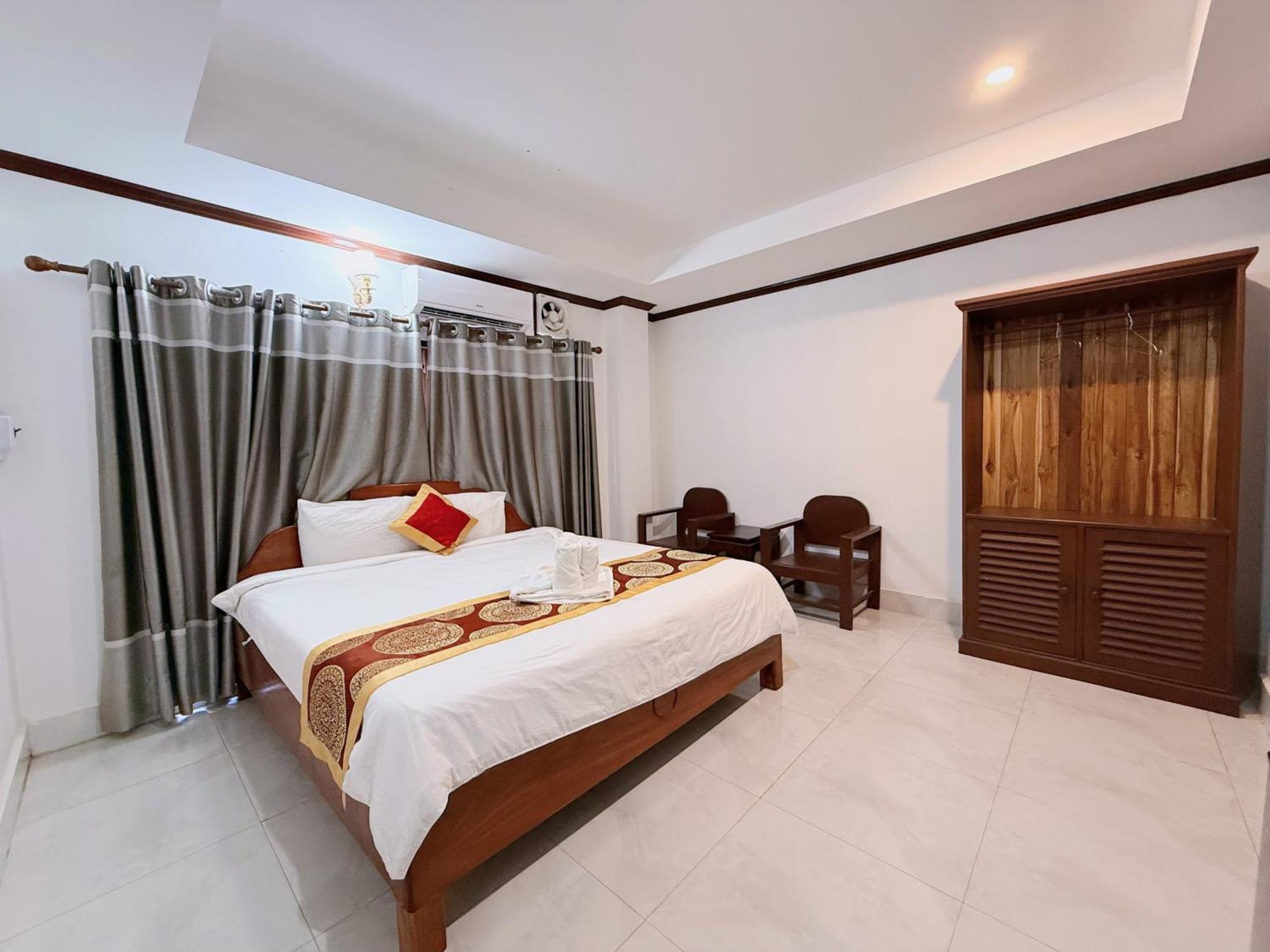 Vangvieng Sisavang Mountain View Hotel วังเวียง ภายนอก รูปภาพ